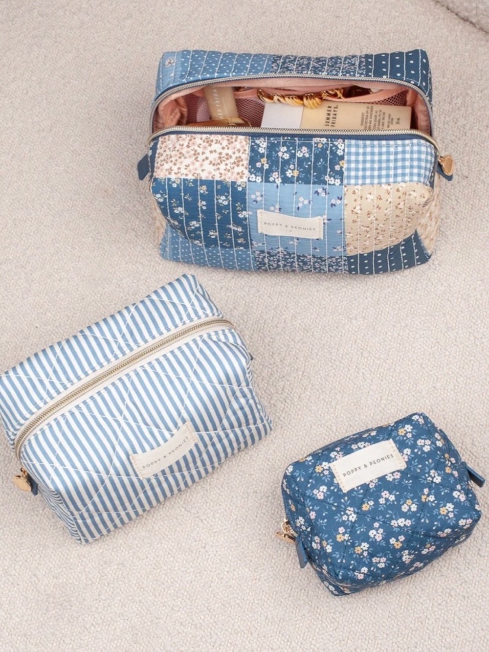 Poppy & Peonies Floral Patchwork Cosmetic Bag  3Pc Set!- Navy 🍁Set Price - Picture 6 of 7